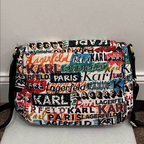 Karl Lagerfeld Paris scribble messenger crossbody shoulder bag - Picture 2 of 10